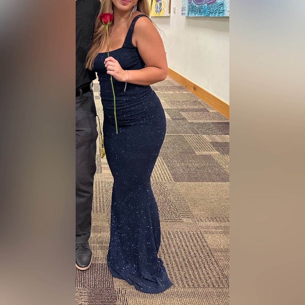 Windsor long navy blue sparkly dress worn only once, perfect condition!